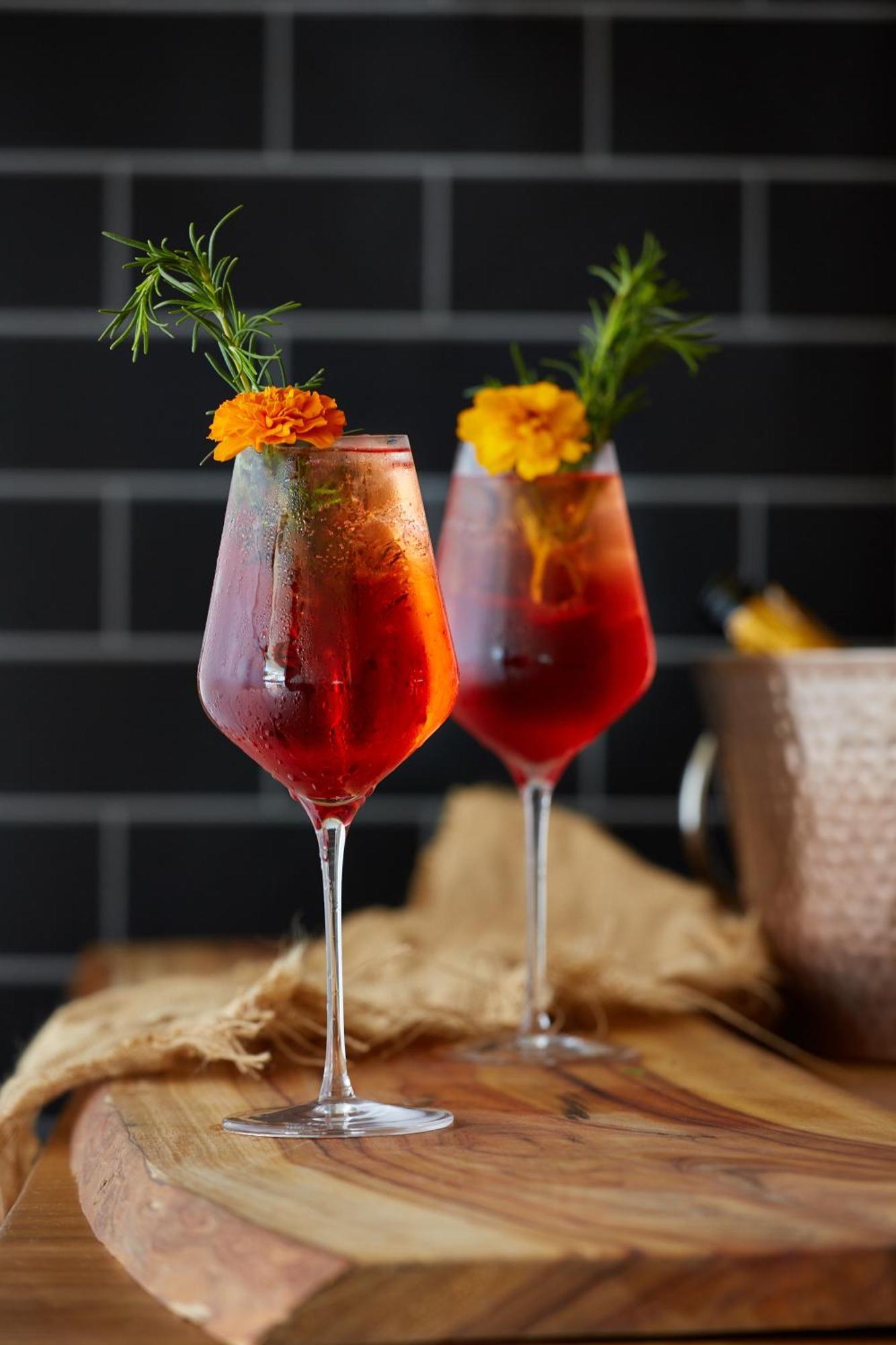 Crystalbrook Bailey Hotel Cairns Exterior photo A spritz cocktail